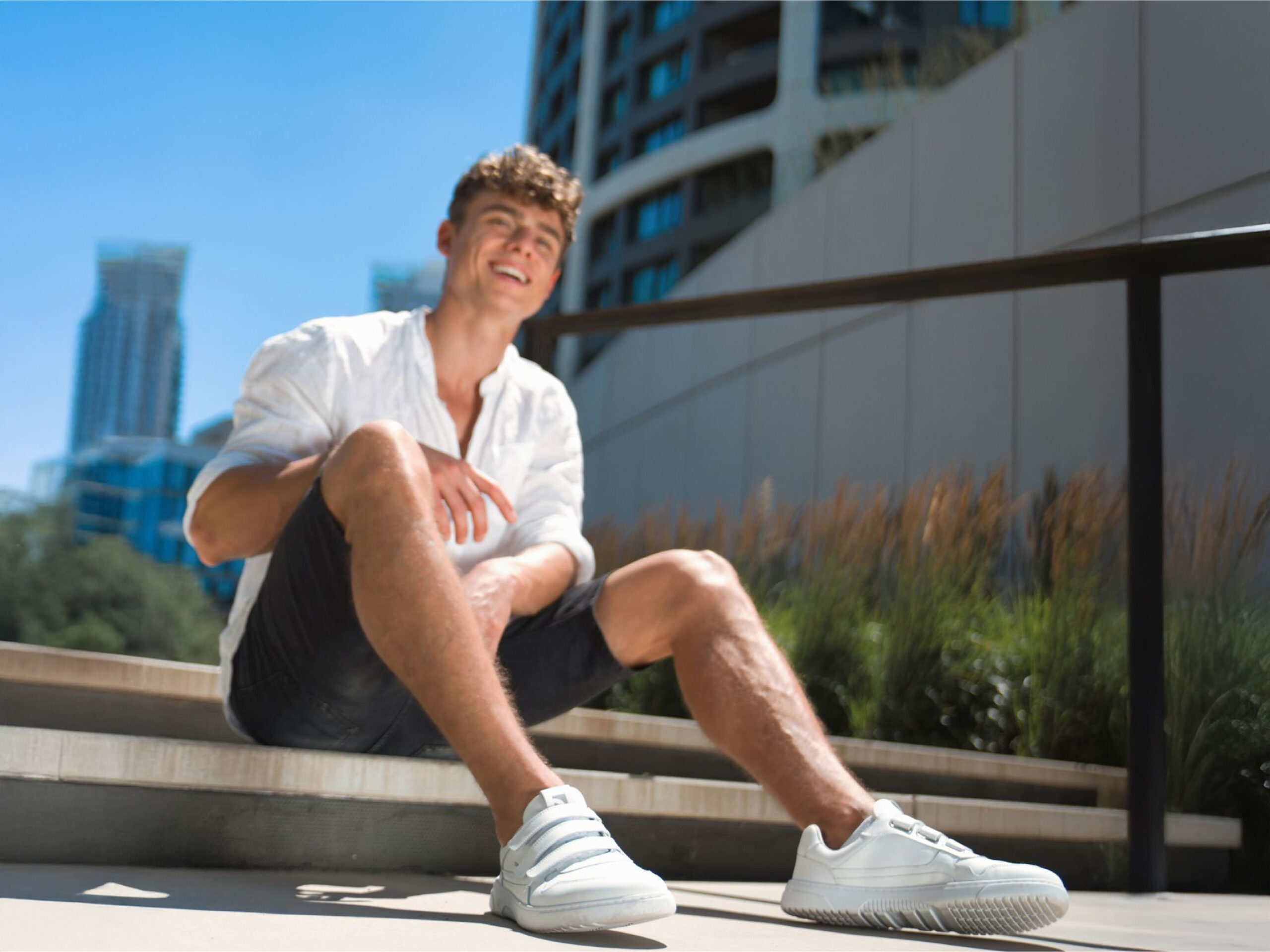 Best Barefoot Sneakers for Urban Living in UAE
